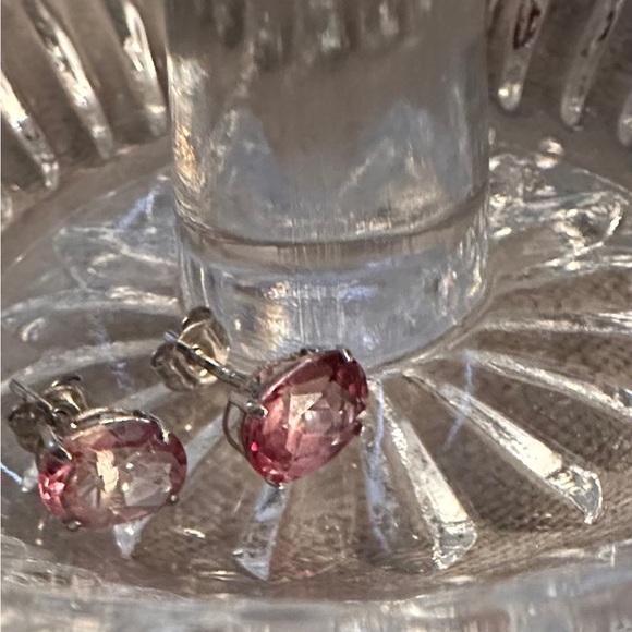 14k SOLID GOLD GENUINE Pink Sapphire
2.06cts - Picture 5 of 8